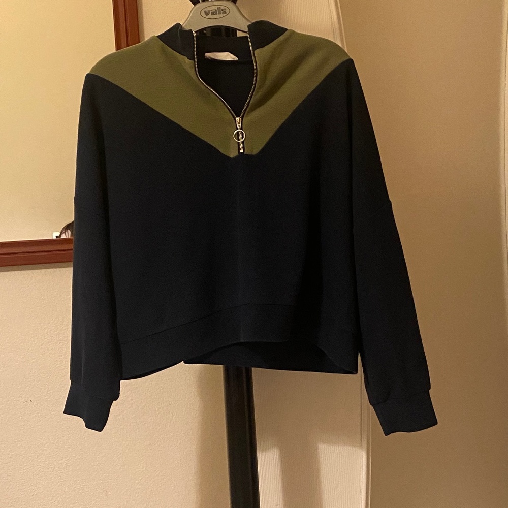 Mango sweatshirt